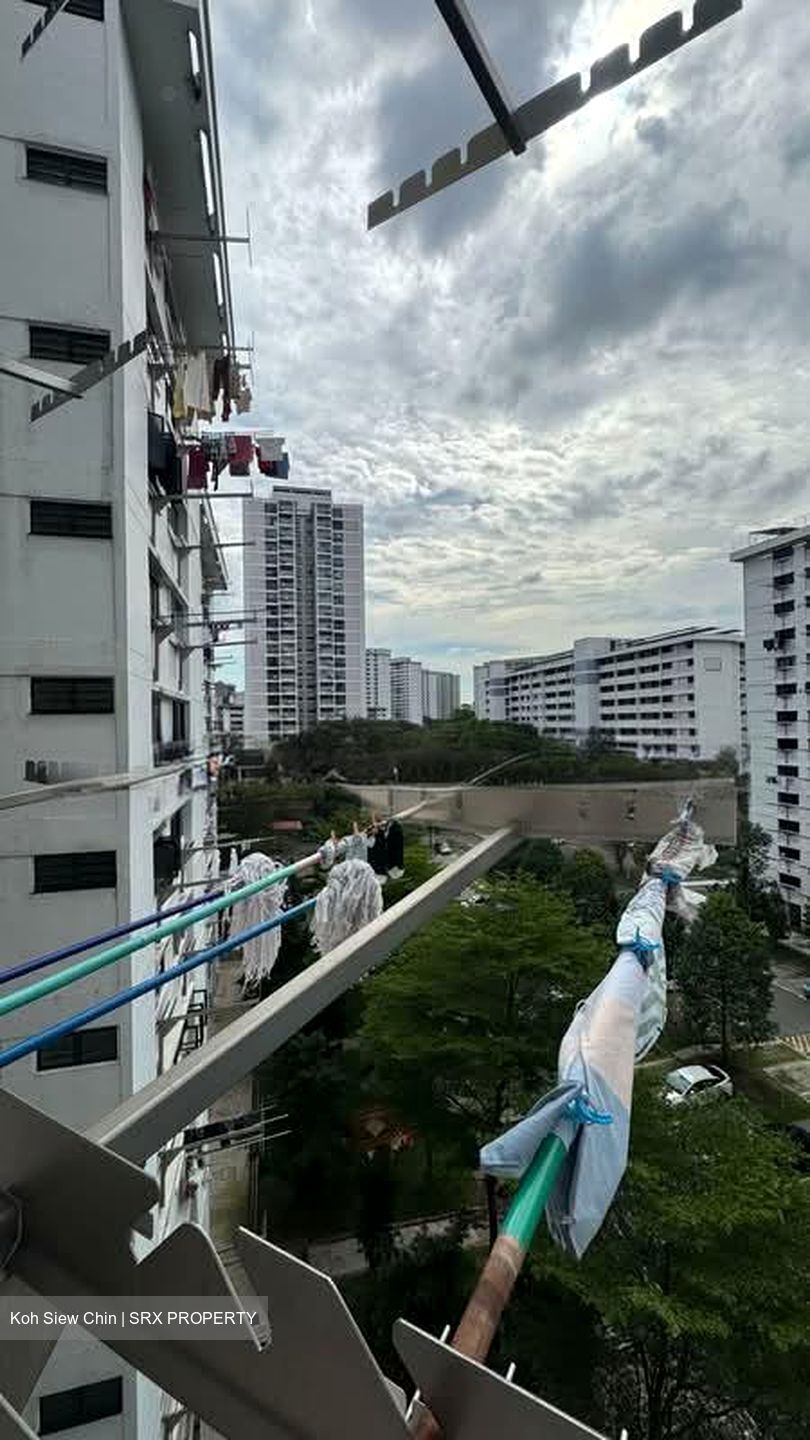 Blk 521 Jurong West Street 52 (Jurong West), HDB 3 Rooms #581875691